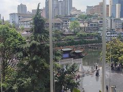 -包整·丝娃娃(甲秀楼景观店)