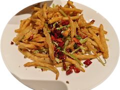 -艳阳天·非遗楚菜(武汉客厅店)