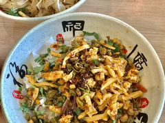 -日头火桂林米粉(兴坪古镇店)
