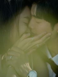 点击看大图 -至臻微拉婚纱摄影
