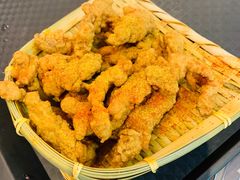 -爆炸头阿姨小四川正宗川味小吃(无任何分店)