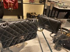 -CHANEL(恒隆广场店)