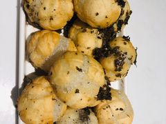 自贡特色炒汤圆-本来精品川菜(嘉里中心店)