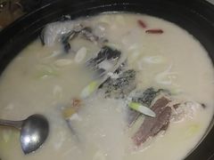 鱼头汤-紫腾大院·南京菜(江宁店)