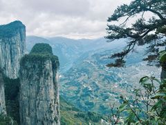 -梭布垭石林景区