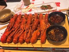 -肥肥虾庄·金牌油焖大虾(汉口城市广场店)