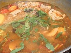 -野山舂·贵州现舂酸汤火锅(鸿通城店)