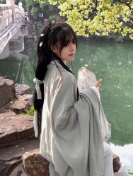 -一揽芳华汉服旗袍体验馆(拙政园店)