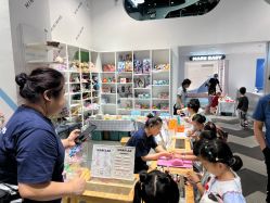 -MINI MARS KIDS CLUB亲子家庭中心(长宁天山店)