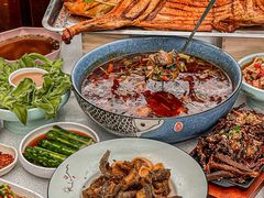 -浮何烤铺(桐梓林店)