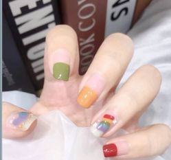 -吉吉靓甲美睫