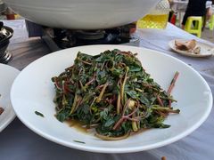 -黄泥岗·地道湖北菜(奥特莱斯店)