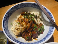 -沪西老弄堂面馆(定西路店)