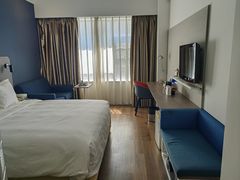 -苏州长江智选假日酒店