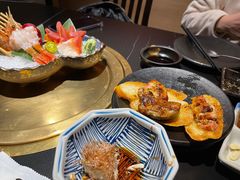 -山川小町·极番烧肉(新地假日广场店)
