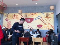 大堂-百事佳烧鸭牛腩(上海虹桥站店)