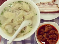 特色荠菜肉馄饨-潘国仙耳光馄饨(黄家阙路店)