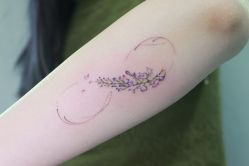 -INK STORY专业刺青·穿孔·洗纹身