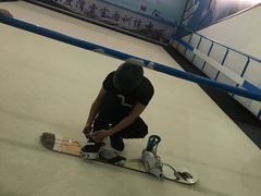 -零度滑雪室内训练中心(莘庄店)