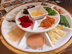 -芸南道·过桥米线(昆明老街旗舰店)