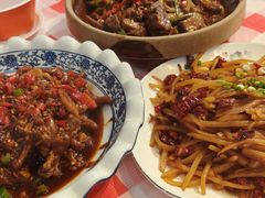 -饶品富牛魔王辣味烧菜馆(船山路总店)