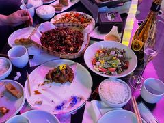 -粉墨特色菜·烧烤音乐酒馆