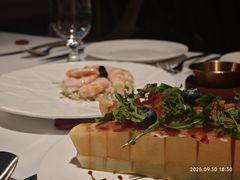 -哈布斯扒房(华发商都店)