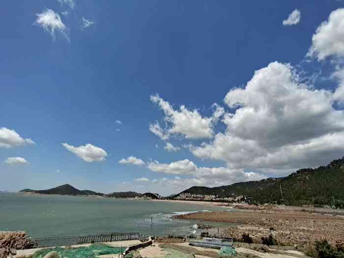 流清河沙滩-"本来要上山,后来没上山!就来看海了!还好.