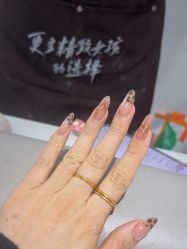 -瞧·享轻奢美甲美睫