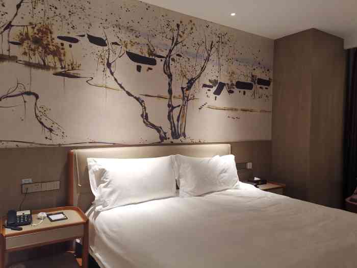 灜颂酒店(昆山震川西路店)-"第一次到瀛颂国际来吃饭,意外的包厢很多