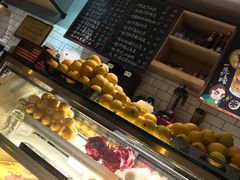 面包甜点陈列柜-一些柠檬一些茶(西村店)