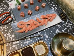 -黑牛の場烤肉(摩天活力城店)