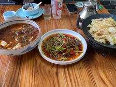 -罗氏豆花饭庄·川菜·土火锅·豆花(卡都花苑店)