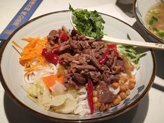 绝世泡椒鸡杂粉-鑫花溪牛肉米粉(凤凰街创始总店)