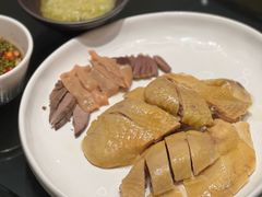 -铜锣湾·有麝自然香(渝北财富中心店)