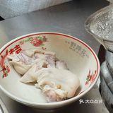 谁懂啊！为这碗蹄花我甘愿天天冲河东️