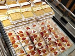 -皇冠幸福里动物奶油生日蛋糕(汉口北店)