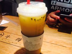 霸气百香多多-奈雪的茶(湖滨银泰in77C区PRO店)
