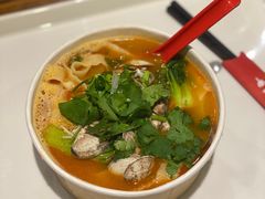 -何记花甲(海岸城旗舰店)