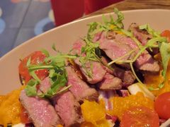 澳大利亚侧腹牛排蔬菜碟-Brut Eatery Wine Bar & Restaurant (建国东路店)