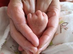 -葱妈母婴医护月嫂中心(浦东店)