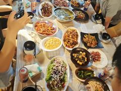 -玩坞轰趴馆·户外团建聚会主题生日派对馆(世豪广场店)