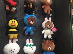 -LINE FRIENDS Garosu-gil Flagship Store