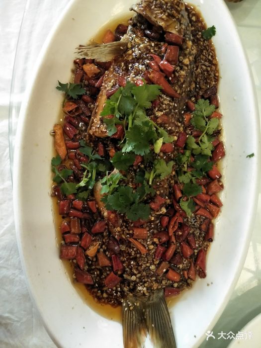 汉风楼(万达百货店)蒜爆大鲤鱼图片