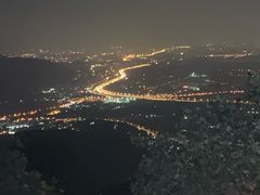 -鬼笑石后山停车场