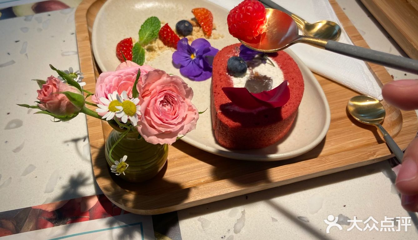 【叮咚~~】点小评为你推荐[徐家汇]附近的网红小店~不容错过~