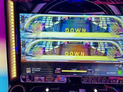 -大鲁阁X运动玩乐园·保龄球·团建·生日派对(滨江宝龙城市广场店)