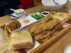-闻道食府烙饼卷带鱼(原车耳营店原大觉寺店)