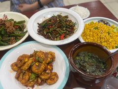 -湖南人家湘菜馆(镇江路店)
