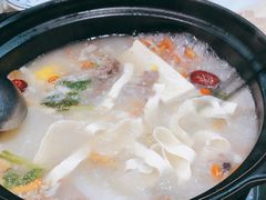 -九寨沟特色牦牛肉汤锅